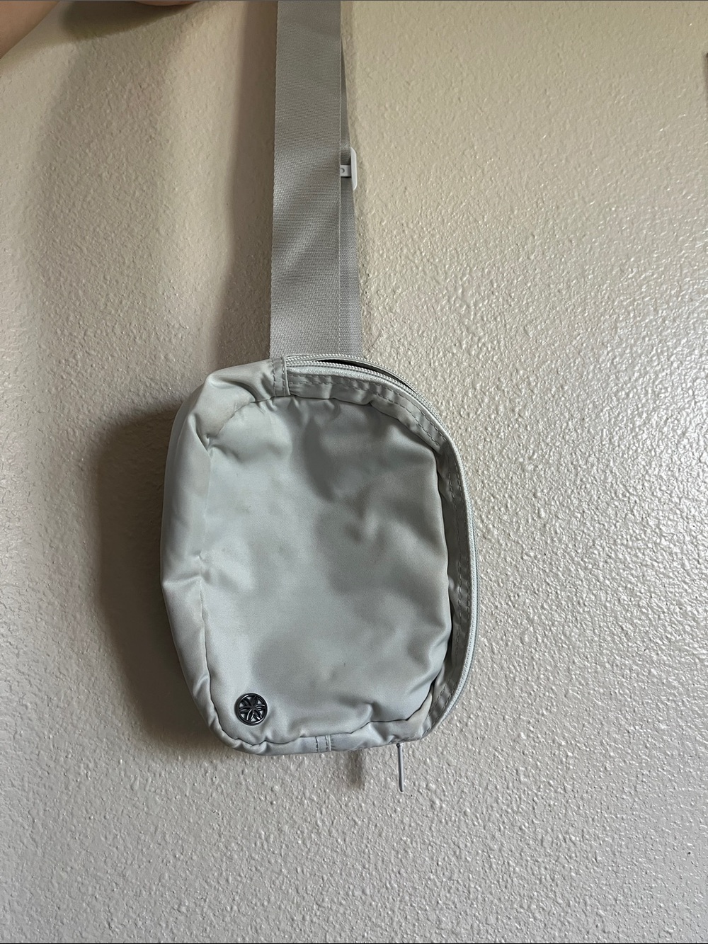 GAIAM Light Gray Sling Belt Bag